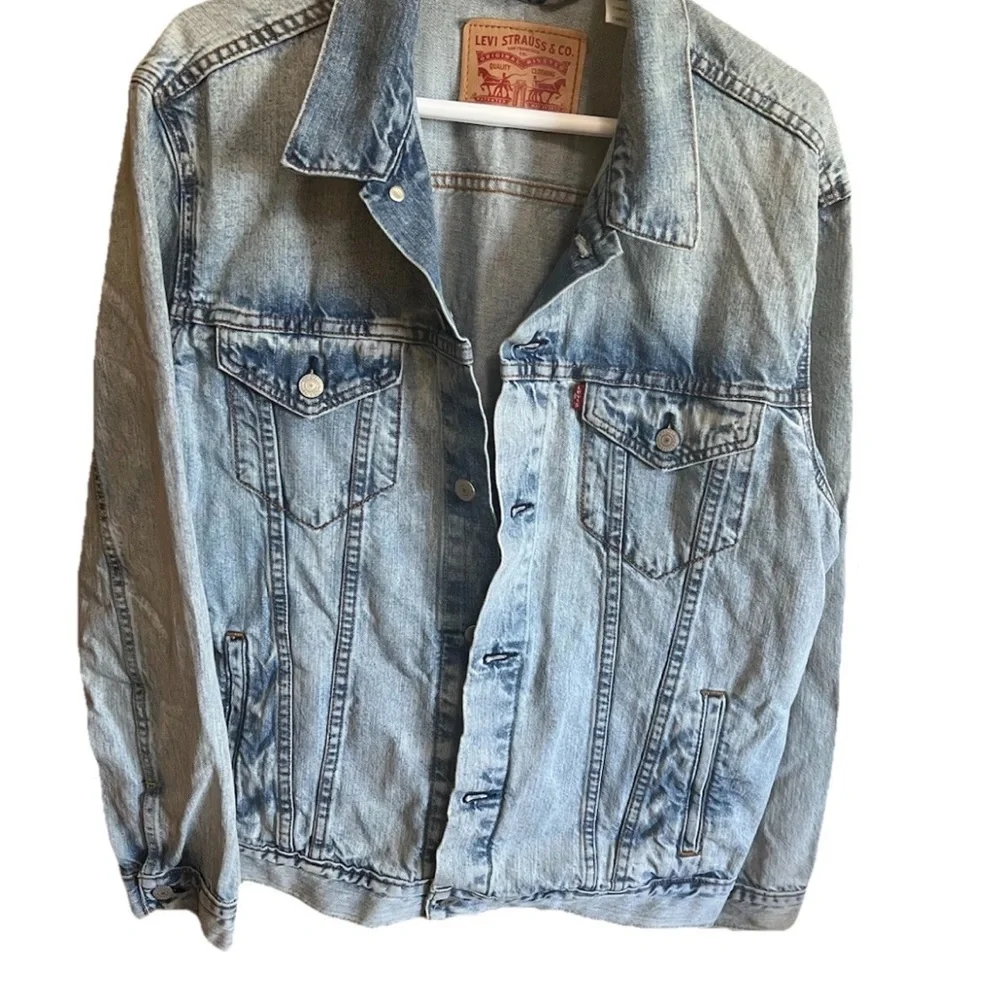 Levi’s 72334 Trucker Jacket XL Light Wash Denim Soft Broken-In Classic